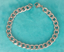 Carica l'immagine nel visualizzatore di Gallery, Bracciale Classic