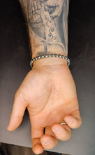 Carica l'immagine nel visualizzatore di Gallery, Bracciale Man